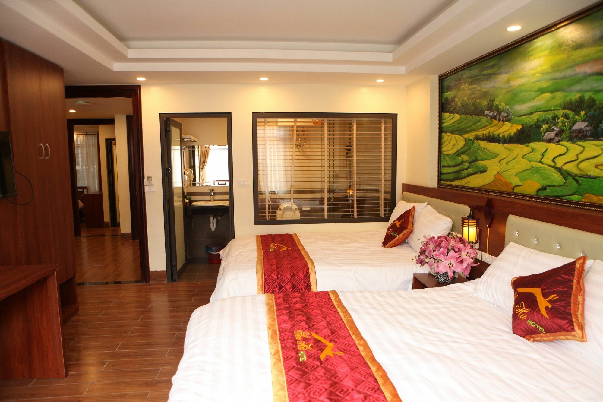 Son Ha Hotel